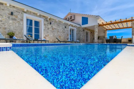 Villa Provansa Razanj - Sibenik, Dalmatien
